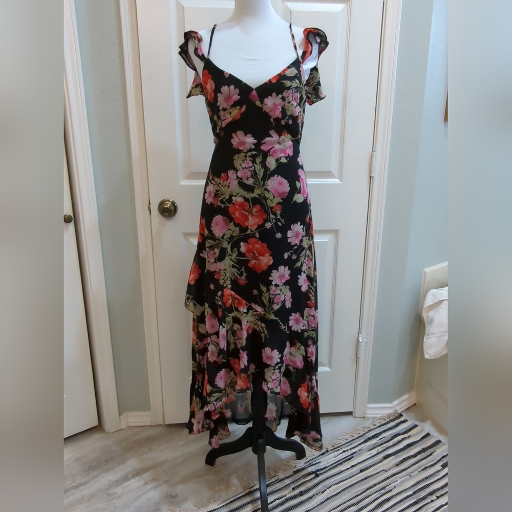 Speechless Ruffled Hem Cold Shoulder Dress High Low Maxi Floral Black Red Size S